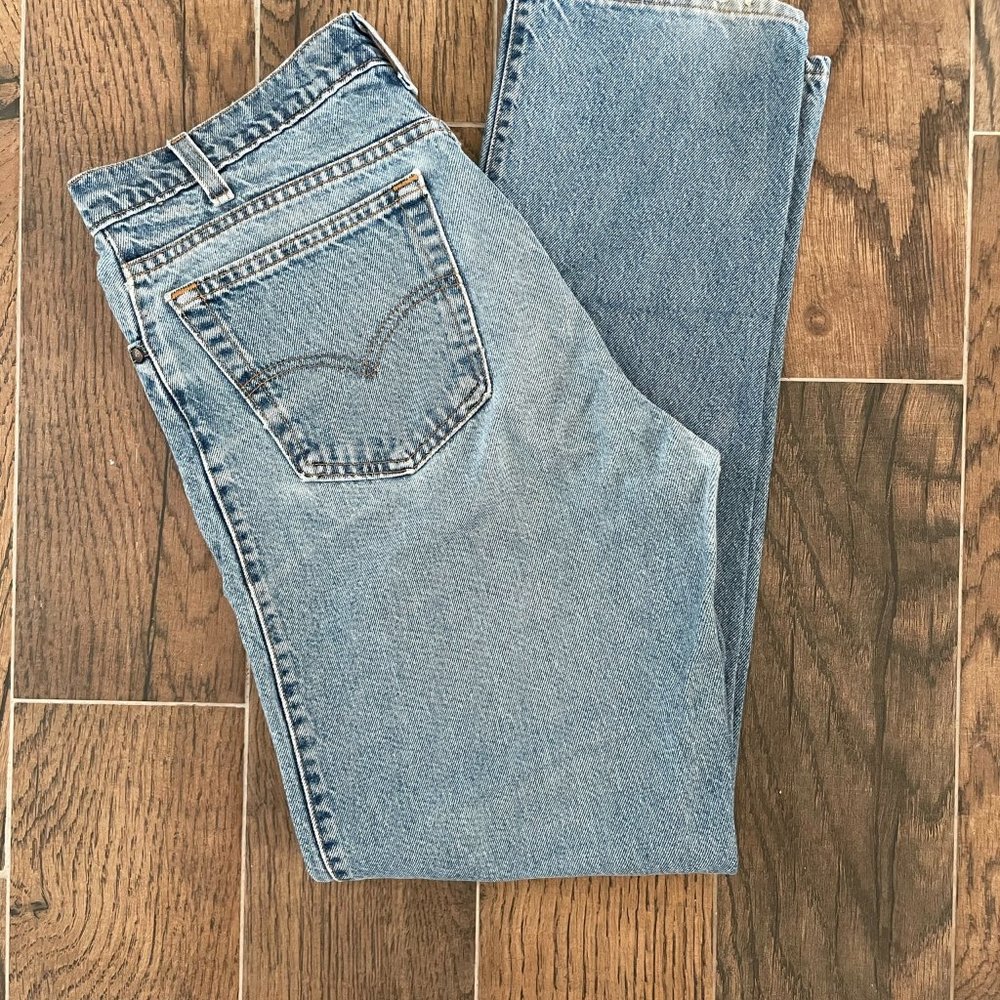 Vintage Levi’s High Rise Straight Leg